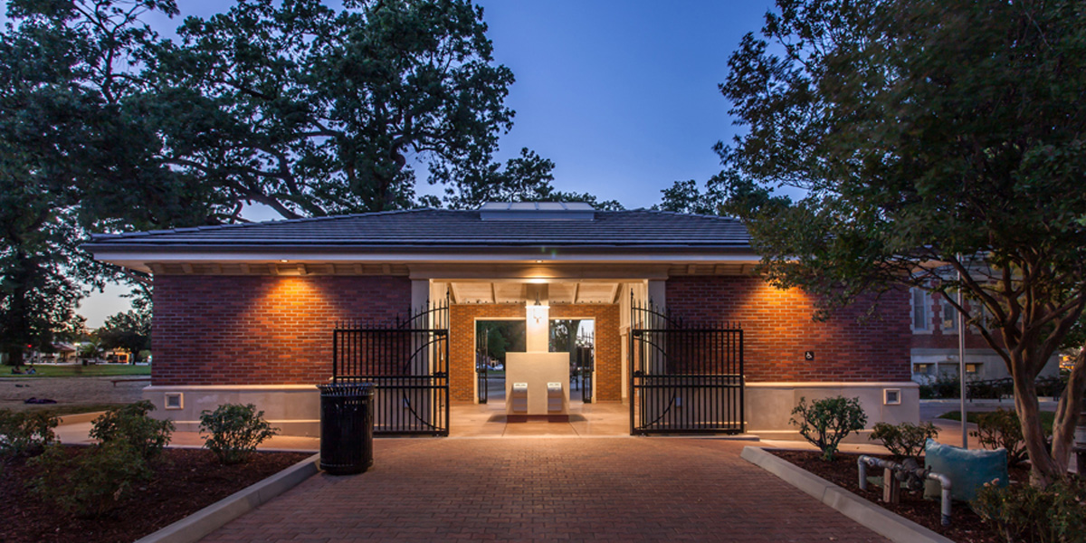 Paso Robles Park Restroom