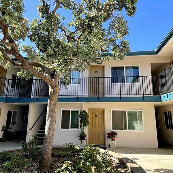 Isla Vista Apartments